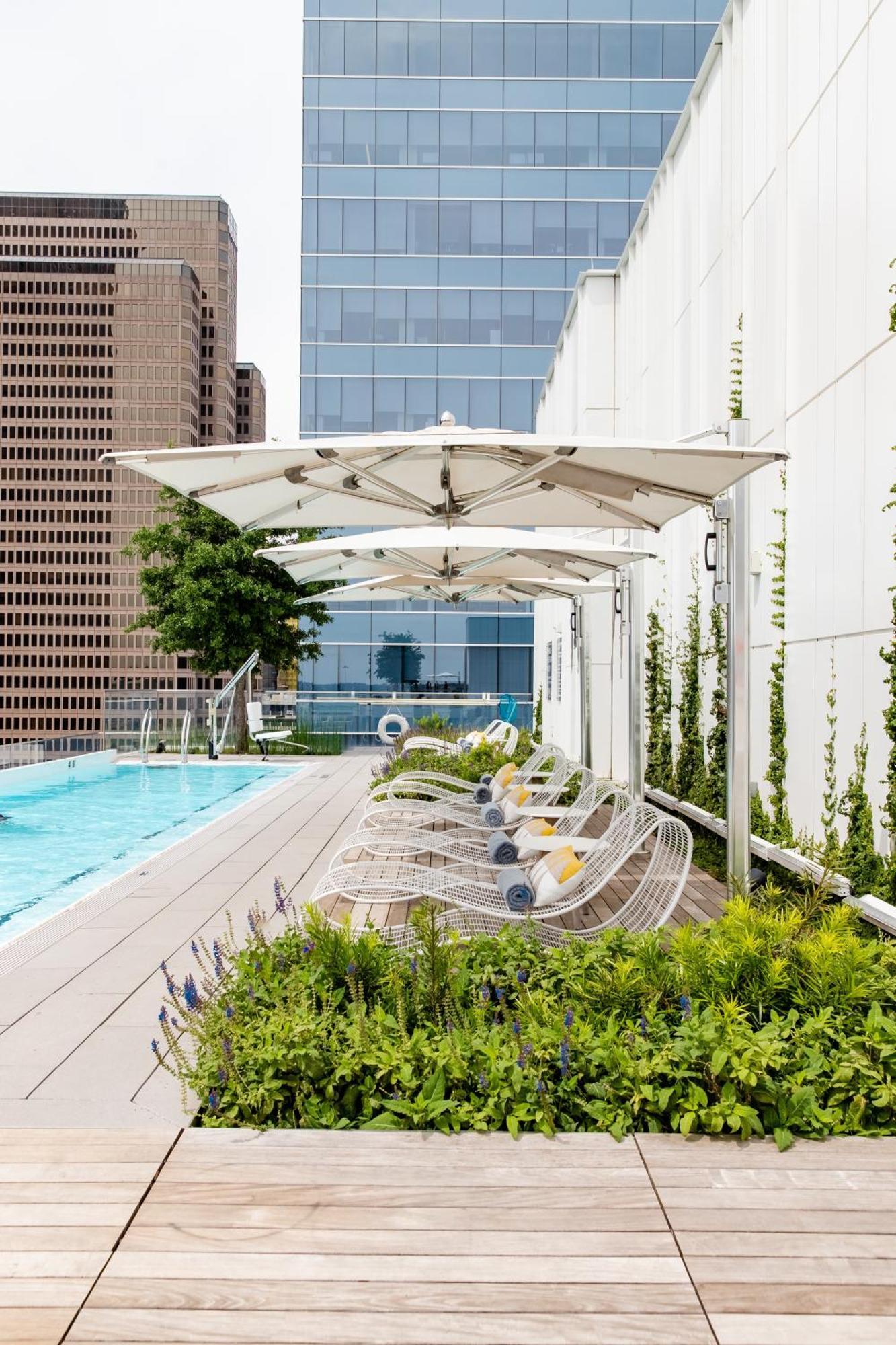 Hall Arts Hotel Dallas, Curio Collection By Hilton エクステリア 写真